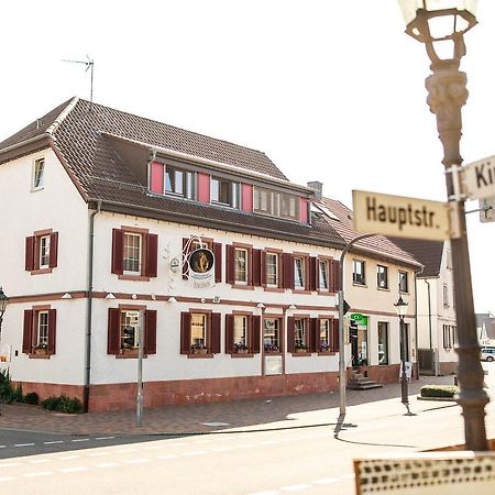 Hotel Löwen Eggenstein-Leopoldshafen Exteriör bild